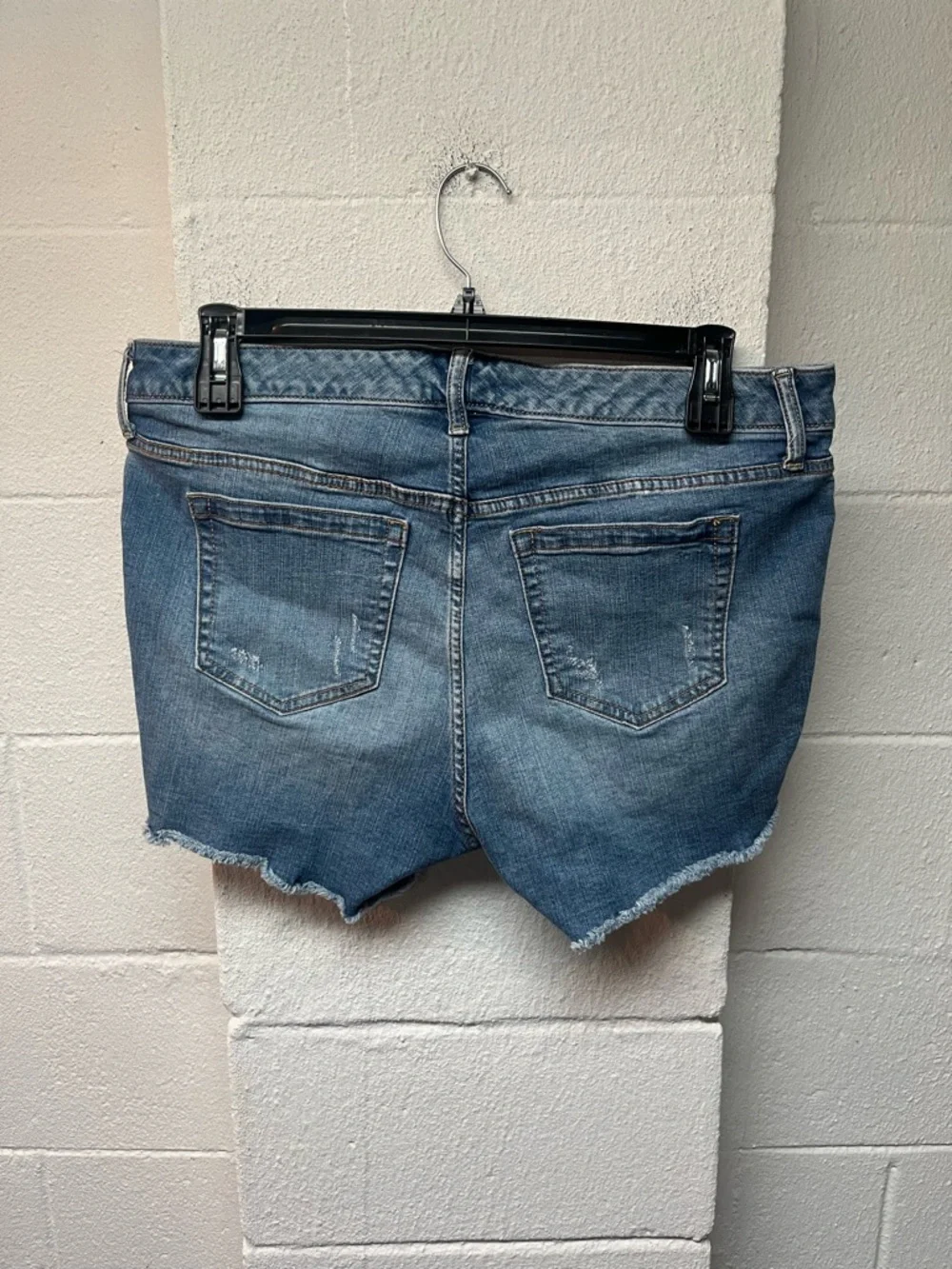 torrid Blue Denim Shorts with Contrast Stitching - Picture 4 of 5